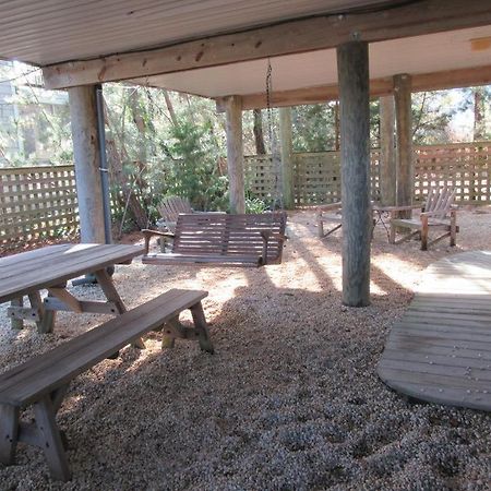 This Pet Friendly Home Is Located On The Ocean Block In Barnegat Light, Close To The Beach, Waretown Exterior photo