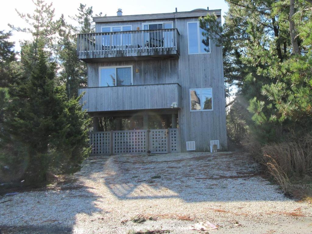 This Pet Friendly Home Is Located On The Ocean Block In Barnegat Light, Close To The Beach, Waretown Exterior photo